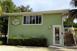 pet friendly veterinarians vets near sanibel florida