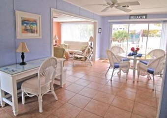 pet friendly by owner vacation rental in sanibel, florida, living room